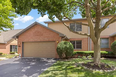 207 Ashley Way, Bloomingdale, IL 60108 - Photo 1