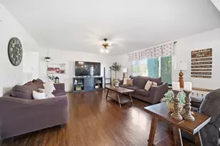 1220 Willow Way, Yorkville, IL 60560 - Photo 8