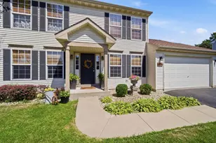 1220 Willow Way, Yorkville, IL 60560 - Photo 2