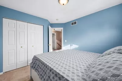 102 Neutrenton Avenue, Elgin, IL 60120 - Photo 24