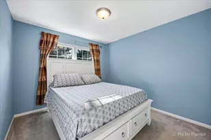 102 Neutrenton Ave, Elgin, IL 60120 - Photo 22