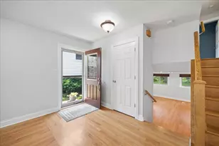 1746 Richfield Ave, Highland Park, IL 60035 - Photo 2