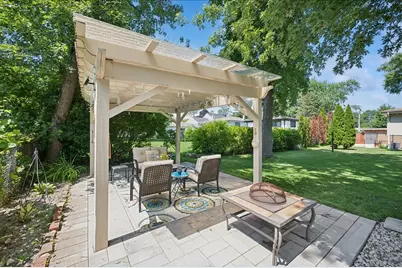 1746 Richfield Avenue, Highland Park, IL 60035 - Photo 16