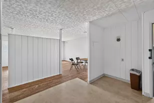 1212 N 1st St, Dekalb, IL 60115 - Photo 12