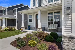 906 Declaration Dr, Savoy, IL 61874 - Photo 4
