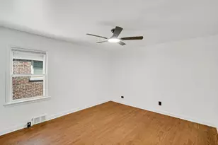 8459 S Elizabeth St, Chicago, IL 60620 - Photo 8