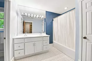 215 58th St, Clarendon Hills, IL 60514 - Photo 22