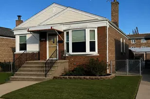 5623 S Nagle Ave, Chicago, IL 60638 - Photo 1