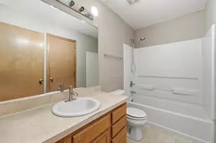 531 Meadow Lily Dr, Joliet, IL 60431 - Photo 14