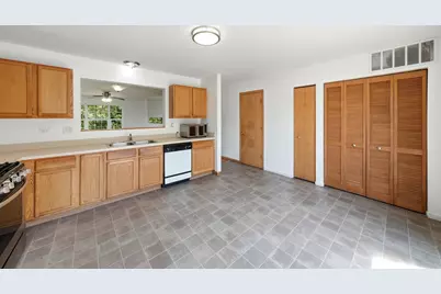 531 Meadow Lily Drive, Joliet, IL 60431 - Photo 8