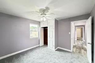 2057 E 72nd St, Chicago, IL 60649 - Photo 16