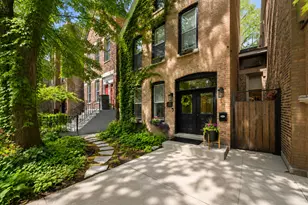 706 S Ada St, Chicago, IL 60607 - Photo 1