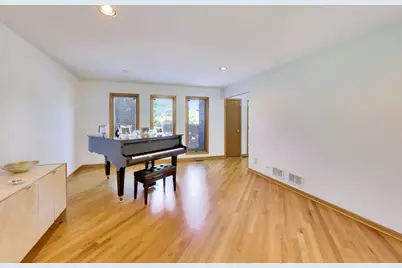 3420 Springdale Avenue, Glenview, IL 60025 - Photo 8
