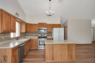 1521 Lady Brunetta Rd, Bourbonnais, IL 60914 - Photo 8