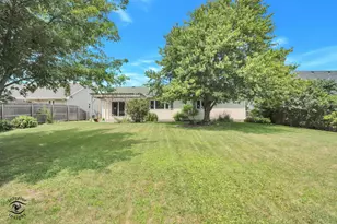 1521 Lady Brunetta Rd, Bourbonnais, IL 60914 - Photo 2