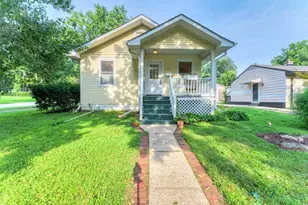 139 N Washington St, Westmont, IL 60559 - Photo 1