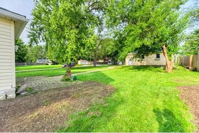 139 N Washington Street, Westmont, IL 60559 - Photo 32
