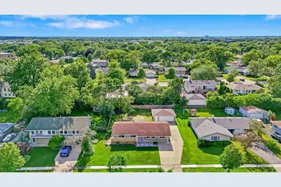 1420 Cooper Road, Hoffman Estates, IL 60169 - Photo 10