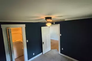 302 N 16th St, Charleston, IL 61920 - Photo 10