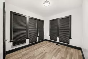 8251 S Carpenter St, Chicago, IL 60620 - Photo 12