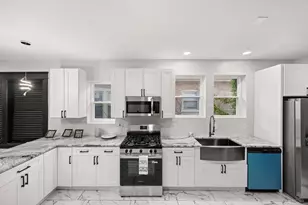 8251 S Carpenter St, Chicago, IL 60620 - Photo 10