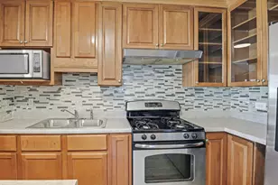 5441 S 74th Ave, Summit, IL 60501 - Photo 10