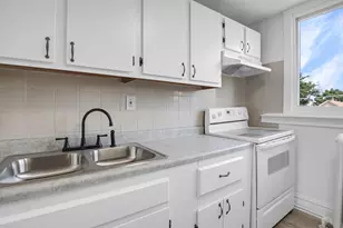 5441 S 74th Ave, Summit, IL 60501 - Photo 28