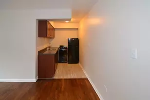 1040 W Hollywood Ave, Chicago, IL 60660 - Photo 4