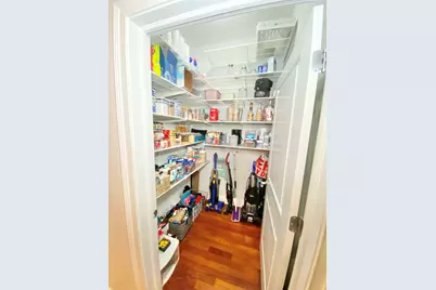 3300 W Irving Park Road #H5, Chicago, IL 60618 - Photo 8