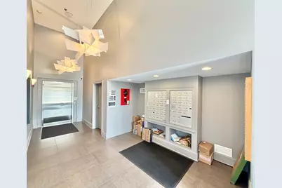3300 W Irving Park Road #H5, Chicago, IL 60618 - Photo 24