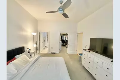 3300 W Irving Park Road #H5, Chicago, IL 60618 - Photo 16