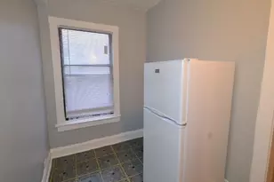 4602 N Beacon St, Chicago, IL 60640 - Photo 4