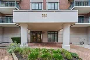 750 Pearson St, Des Plaines, IL 60016 - Photo 2