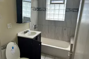 7648 S Luella Ave, Chicago, IL 60649 - Photo 10