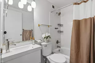 4343 N Clarendon Ave, Chicago, IL 60613 - Photo 12