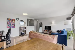 4343 N Clarendon Ave, Chicago, IL 60613 - Photo 4