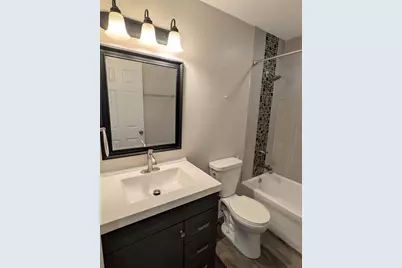 1 Oak Meadow Court, Streamwood, IL 60107 - Photo 14