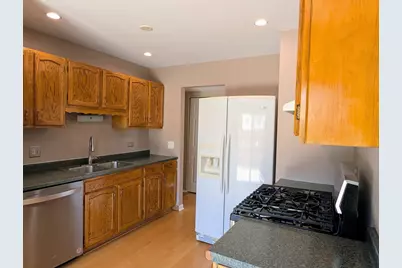 1 Oak Meadow Court, Streamwood, IL 60107 - Photo 6