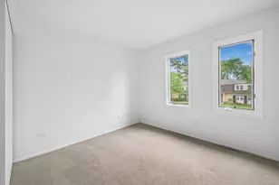 1165 Pleasant Run Dr, Wheeling, IL 60090 - Photo 12