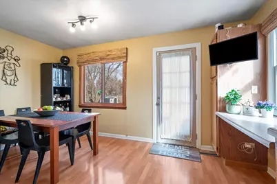 517 Longwood Drive, Buffalo Grove, IL 60089 - Photo 8