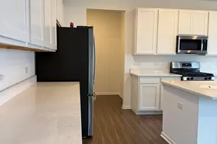 1017 Dr John Burkey Dr, Algonquin, IL 60102 - Photo 8