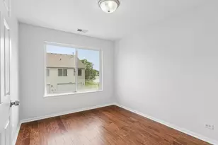 12688 W Wakefield Dr, Beach Park, IL 60083 - Photo 18
