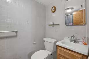 9228 Robinson Ave, Franklin Park, IL 60131 - Photo 22