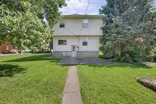 304 E Elm St, Fairbury, IL 61739 - Photo 56