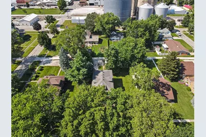 304 E Elm Street, Fairbury, IL 61739 - Photo 60
