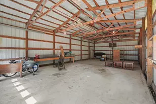 304 E Elm St, Fairbury, IL 61739 - Photo 4