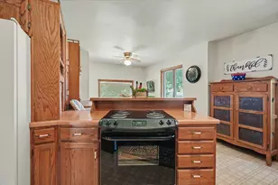 304 E Elm St, Fairbury, IL 61739 - Photo 28
