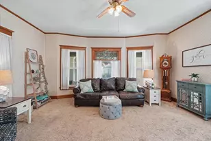304 E Elm St, Fairbury, IL 61739 - Photo 18