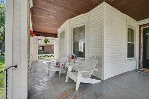 304 E Elm St, Fairbury, IL 61739 - Photo 10