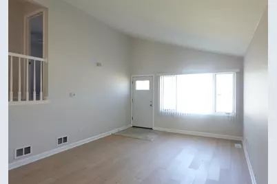 9800 S Artesian Avenue, Evergreen Park, IL 60805 - Photo 8